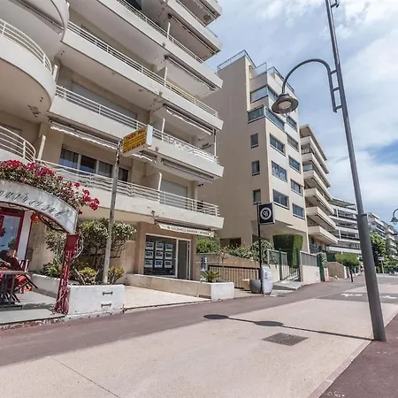1 Pièce Pointe De La Croisette à *